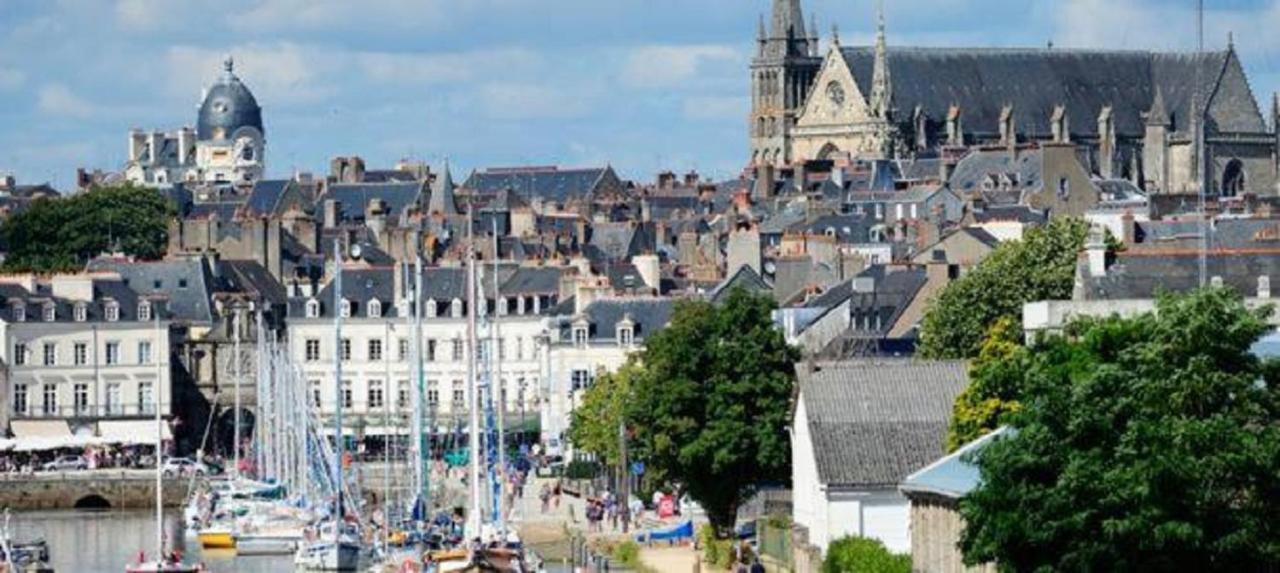 Kyriad Prestige Vannes Centre-Palais Des Arts Exterior foto