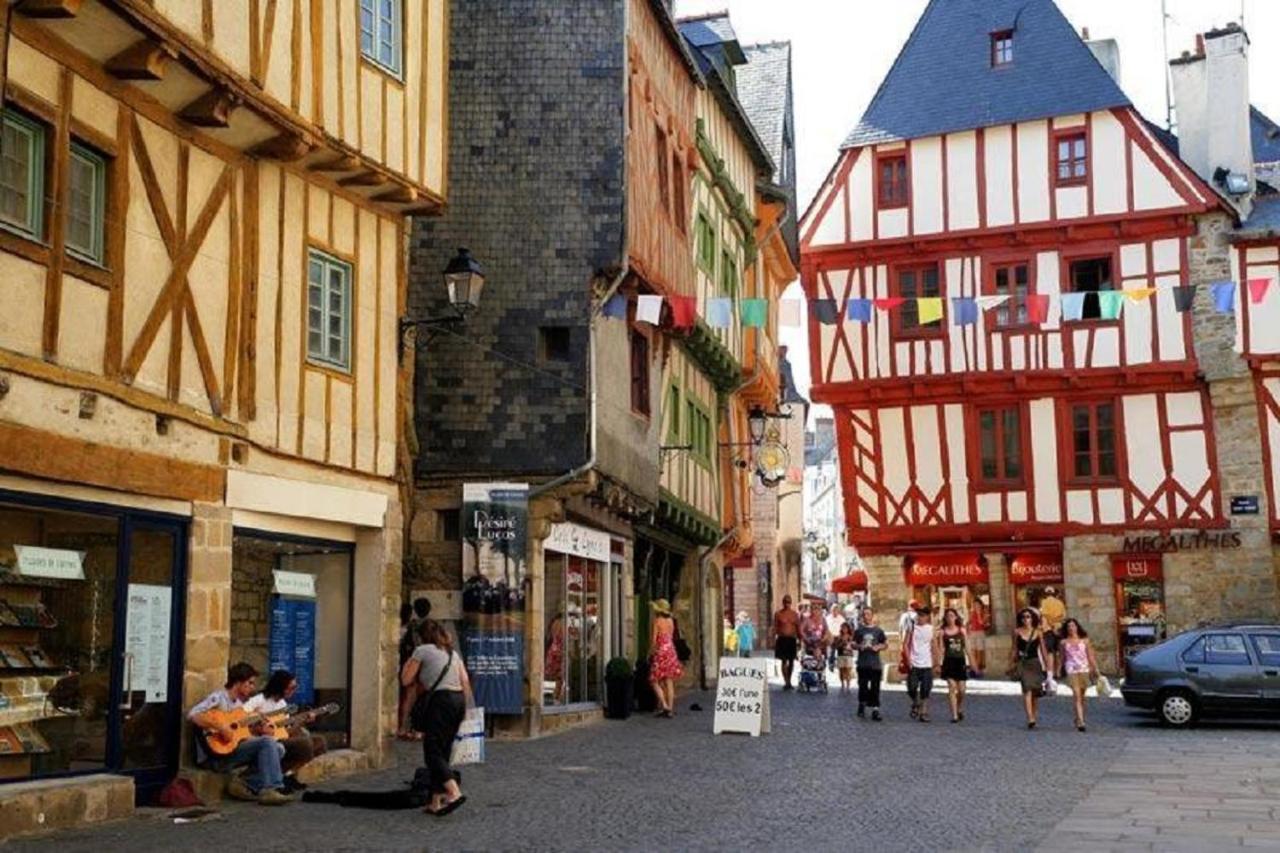 Kyriad Prestige Vannes Centre-Palais Des Arts Exterior foto